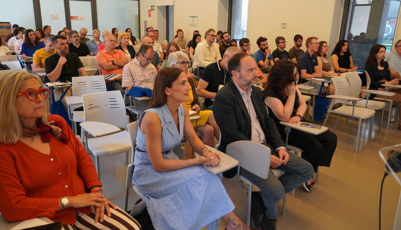 La Generalitat Llança la Xarxa d'Espais Climàtics per Reforçar la Protecció de la Ciutadania davant les Ones de Calor