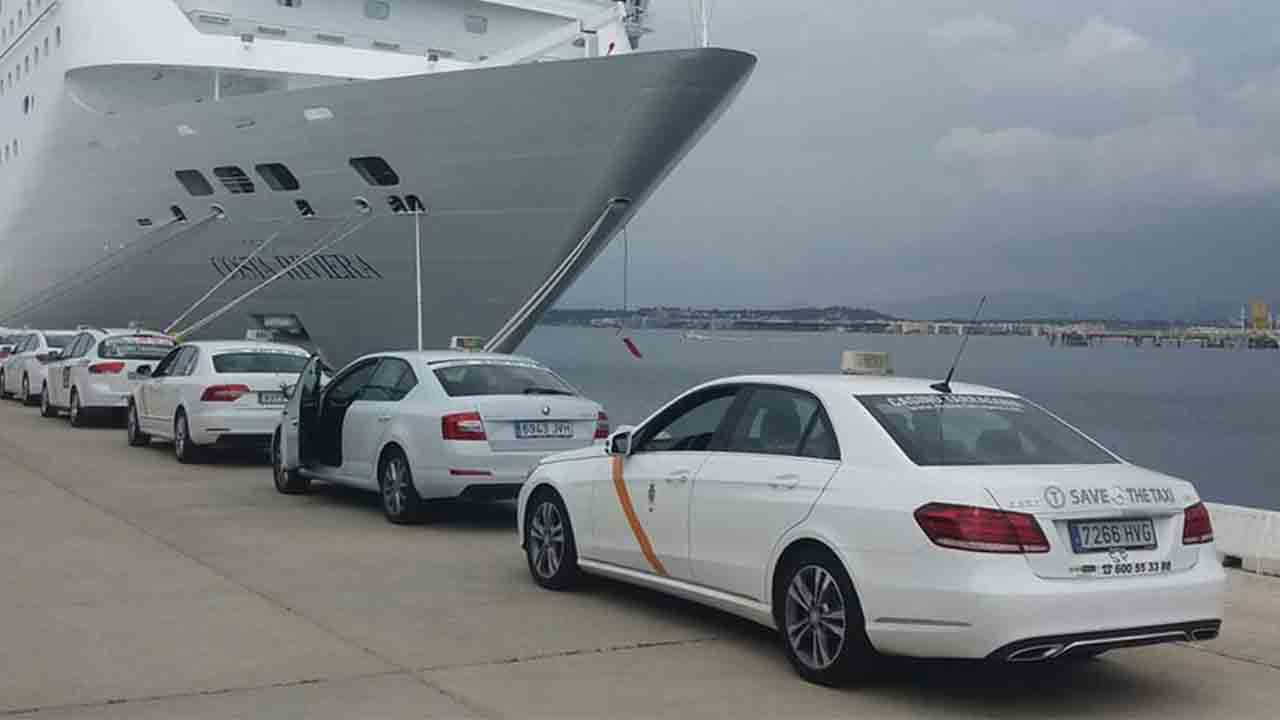 El Ajuntament de Tarragona elimina l'examen obligatori per a obtenir el carnet de taxista i simplifica l'accés a la professió