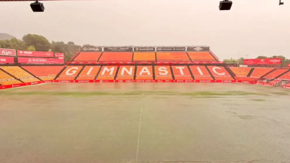 El Nou Estadi queda inundado a menos de una semana del Nàstic-Real Zaragoza